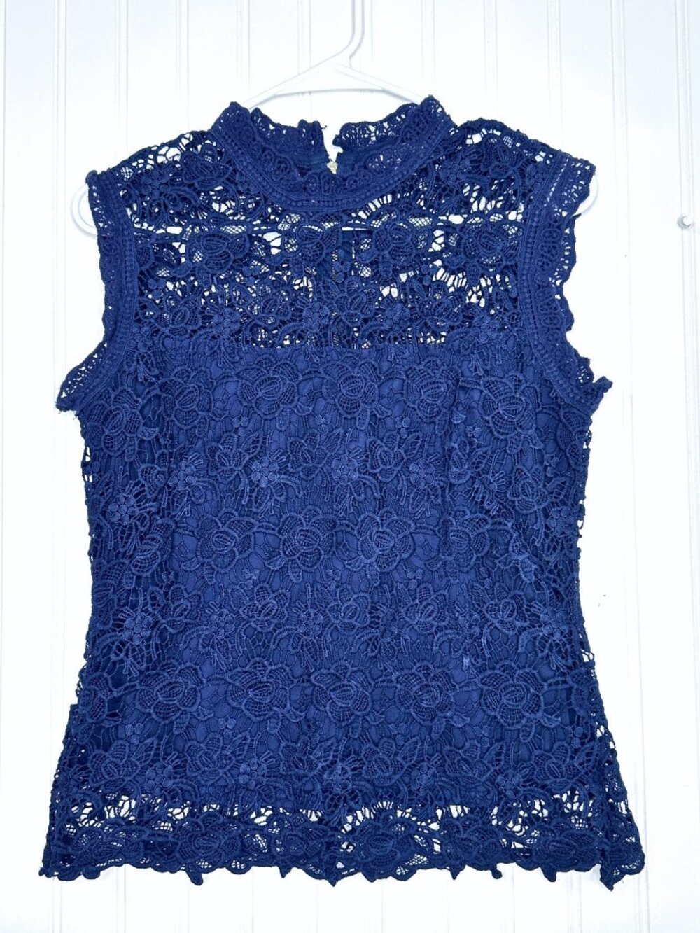 Nanette Lepore | Women's Navy Lace Crochet Sleeveless Blouse  Size Medium